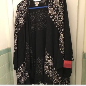 NEW shawl sweater, sewn arm holes, fringe